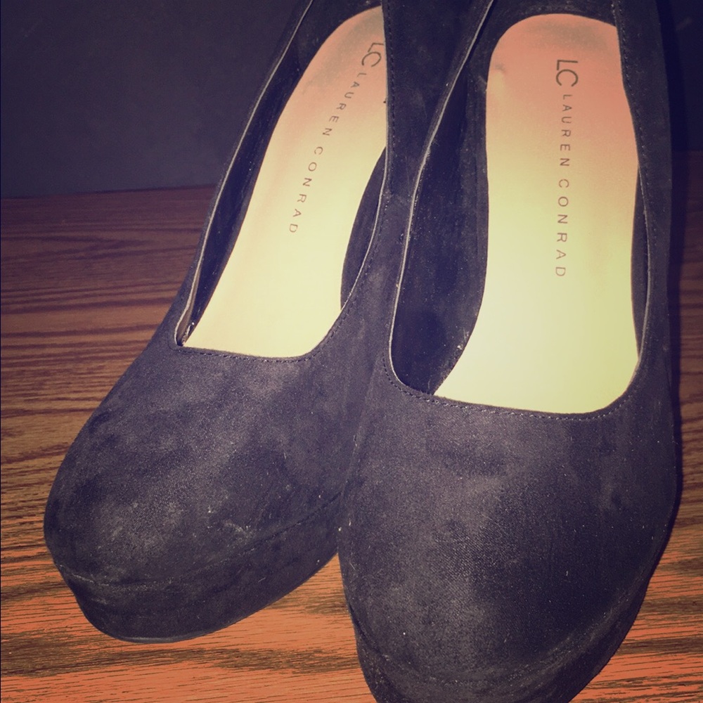 Lauren Conrad Size 9 Black Platform Heels