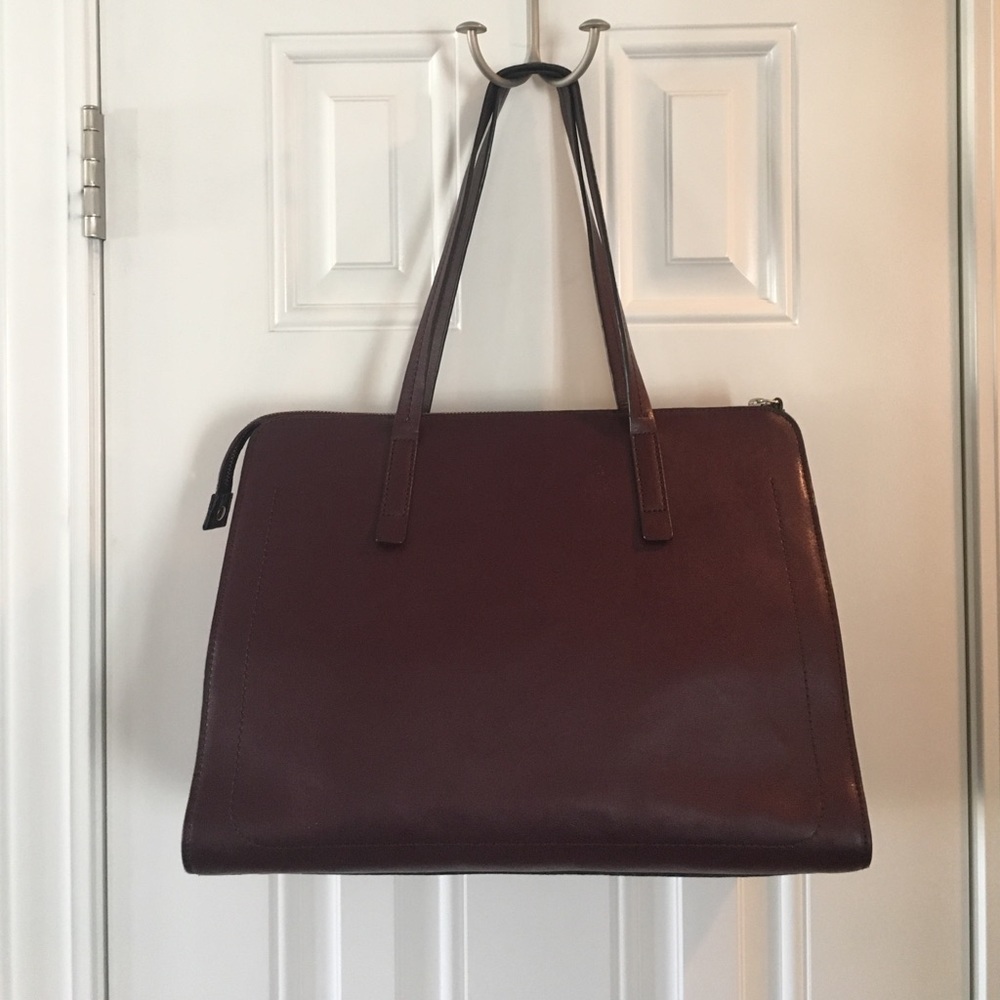 Banana Republic Structured Leather Zippered Tote