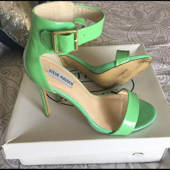 Steve Madden Mint Green Sandals - Picture 4 of 4