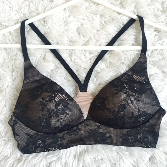 Victoria's Secret Other - VS Lightly Lined Bra