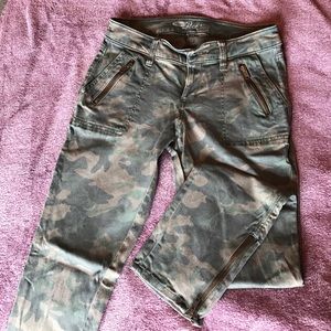Camo Skinny Jeans w/ Zippers
