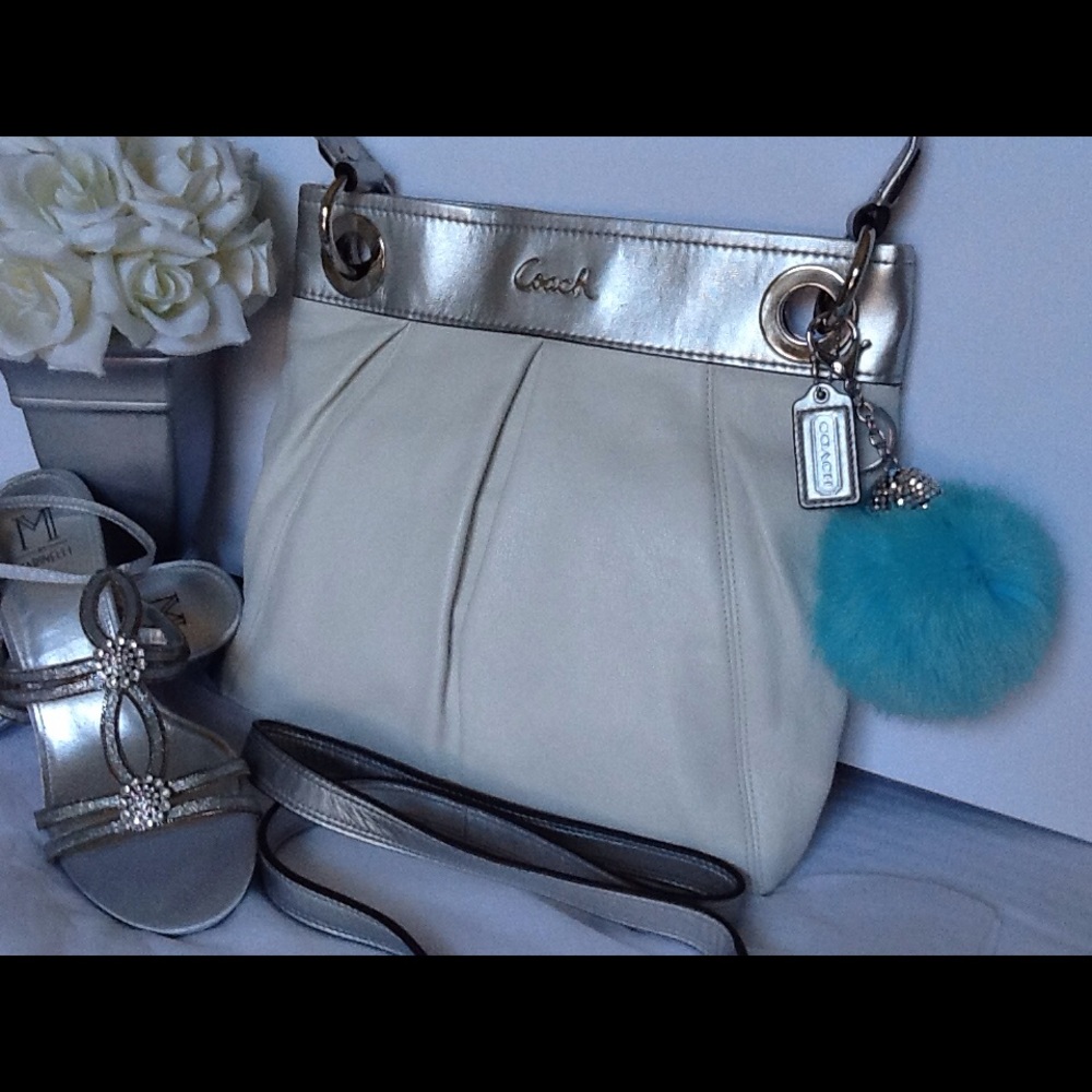 🎉 Authentic Coach Brand New!