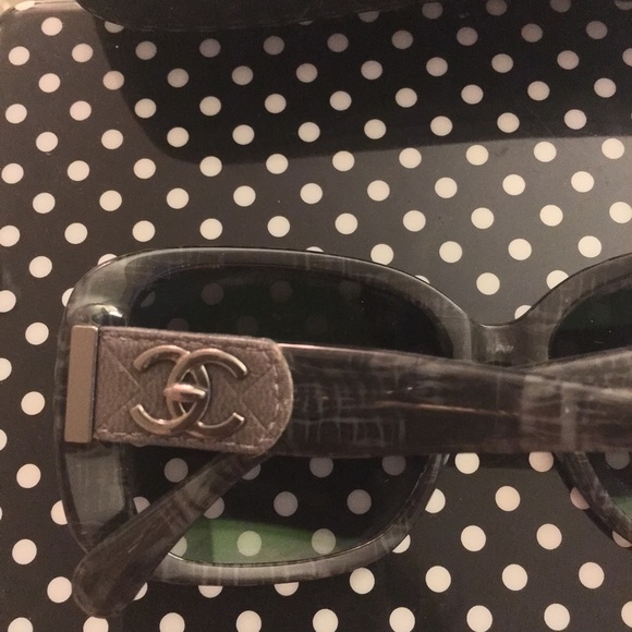 CHANEL Dark Grey Black Sunglasses. Brand New! main image 6