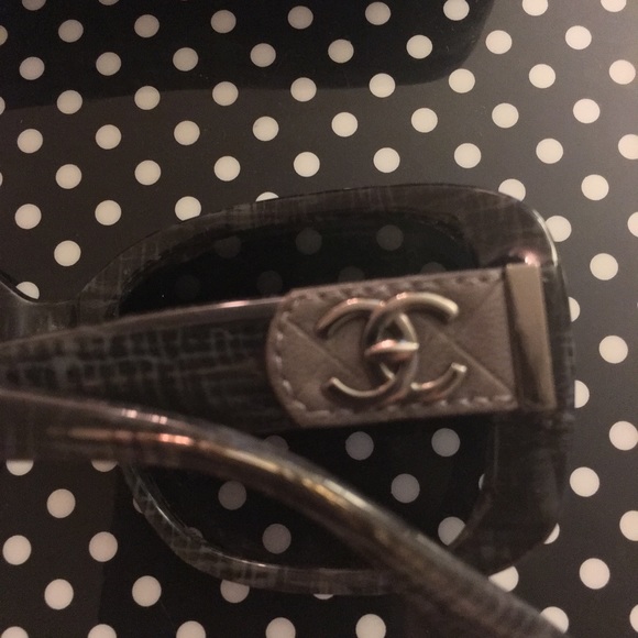 CHANEL Dark Grey Black Sunglasses. Brand New! main image 5