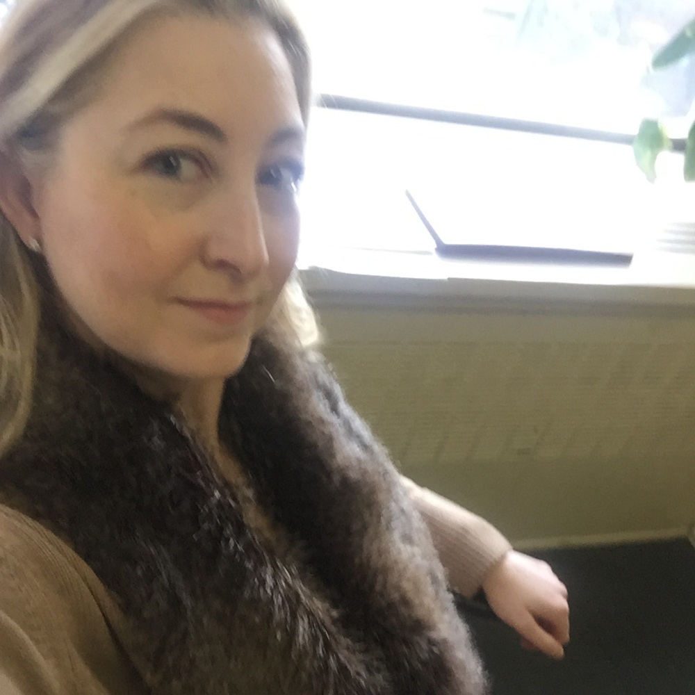 Meet your Posher, Nora