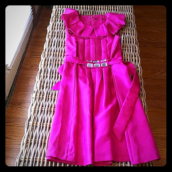 Dress - Picture 1 of 1