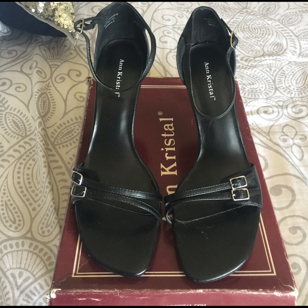 Ann Kristal Sandal