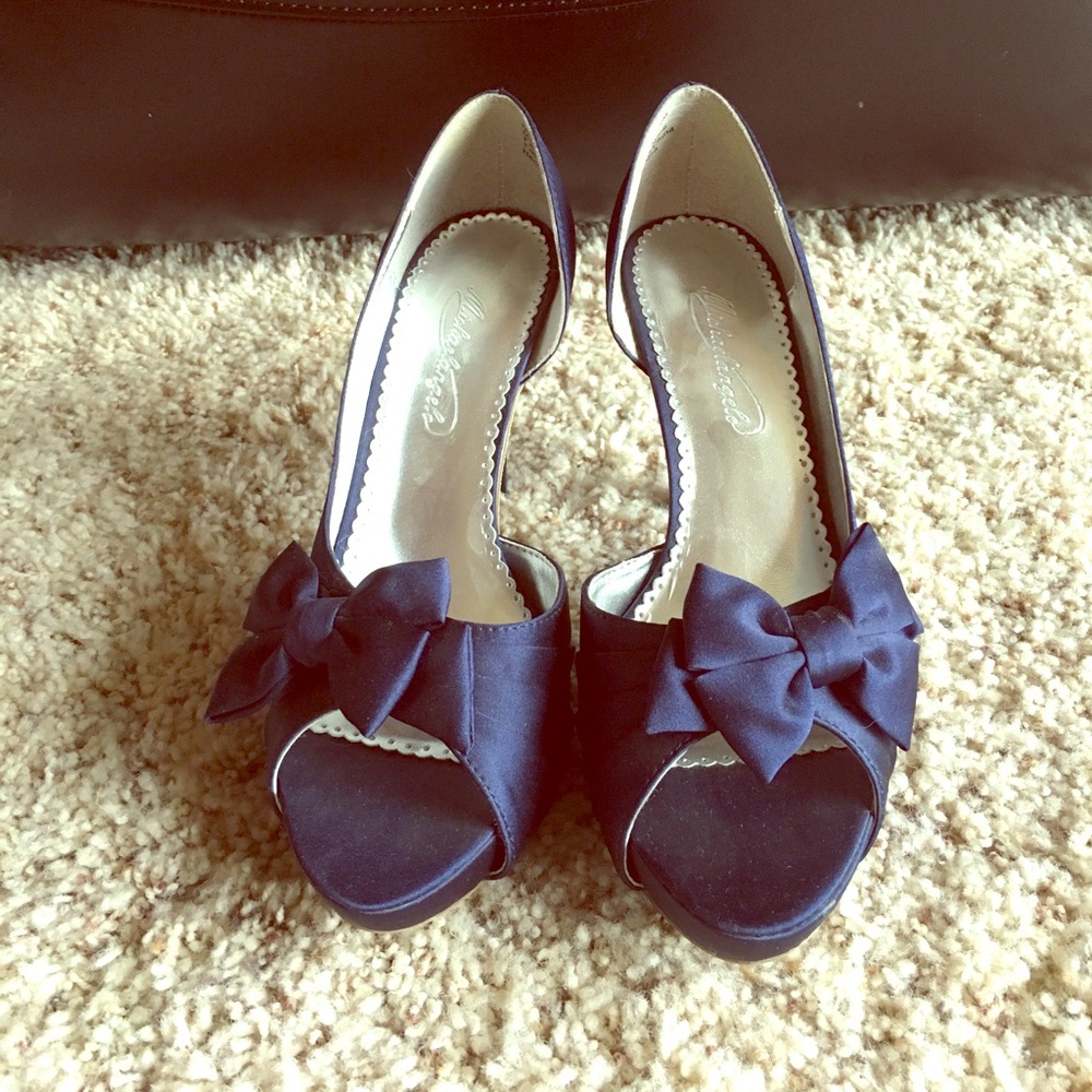 Michaelangelo "Maribelle" Navy Dress Heels