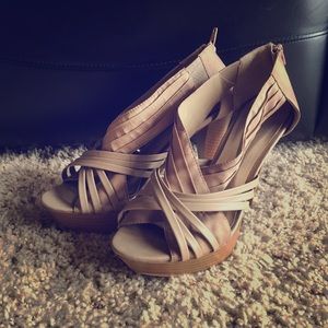 Body Central Taupe Heels
