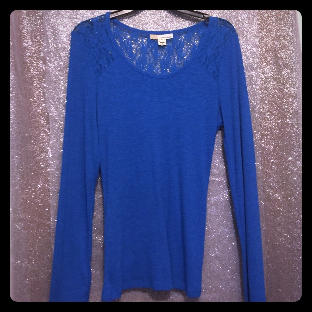 Blue Long Sleeve Top