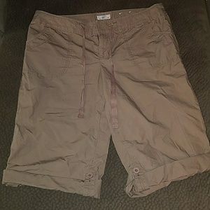 Brown SO capri shorts size 15