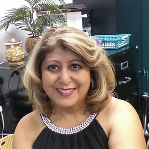 Meet your Posher, Becky