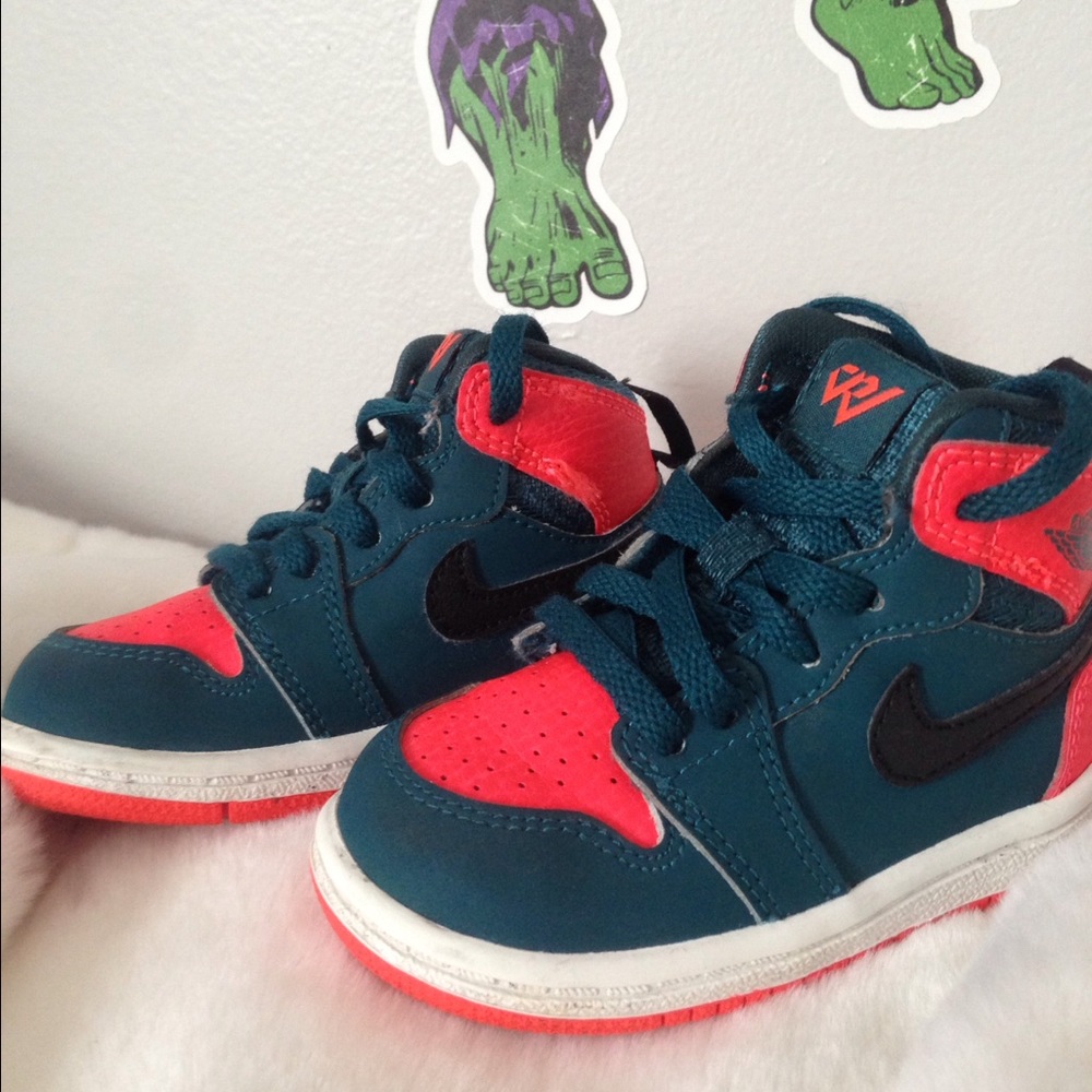 Jordan Retro 1 toddler 5C