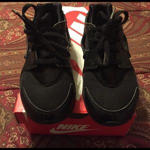 Boys Nike Huarache Run
