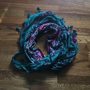 Colorful American Eagle scarf