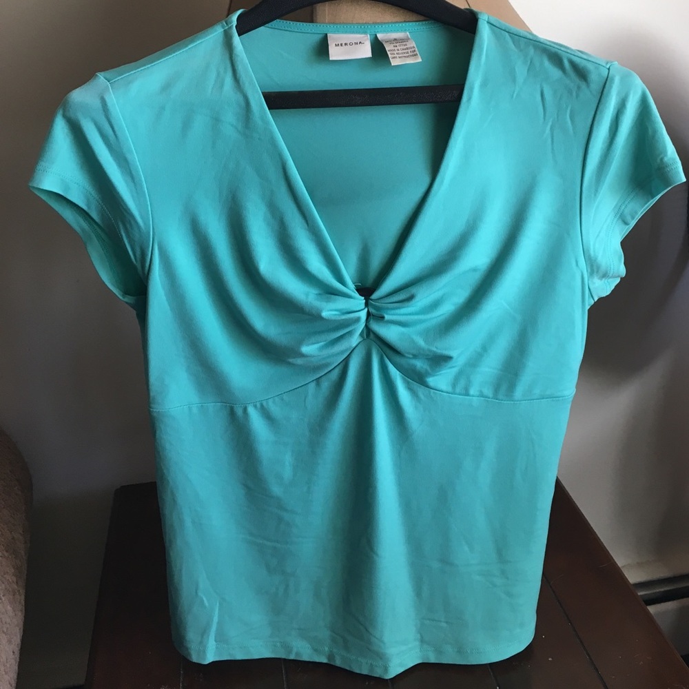 Short sleeve top