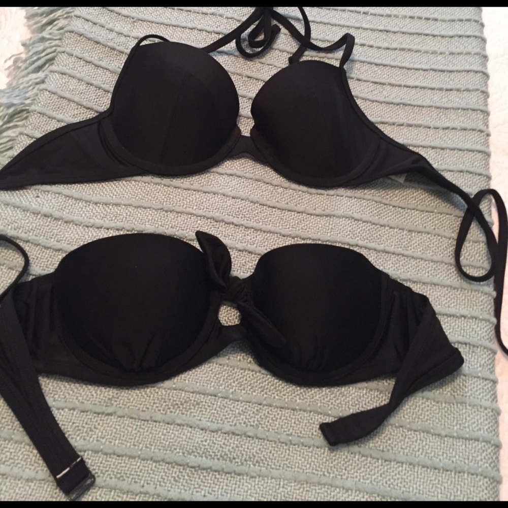 Black bikini top bundle size small