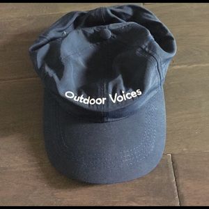 Outdoor Voices hat NWT
