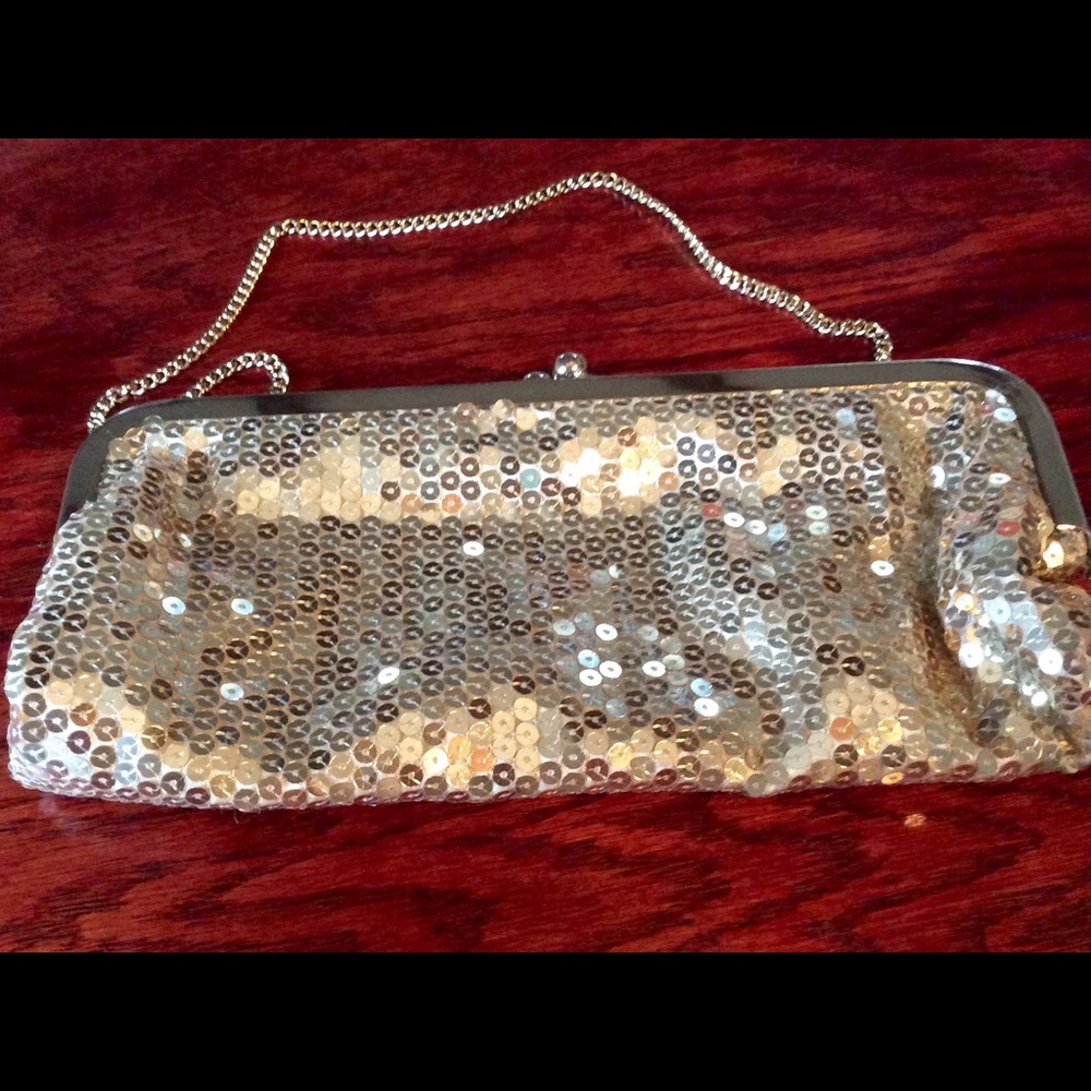 HP-Ann Taylor gold sequin clutch New