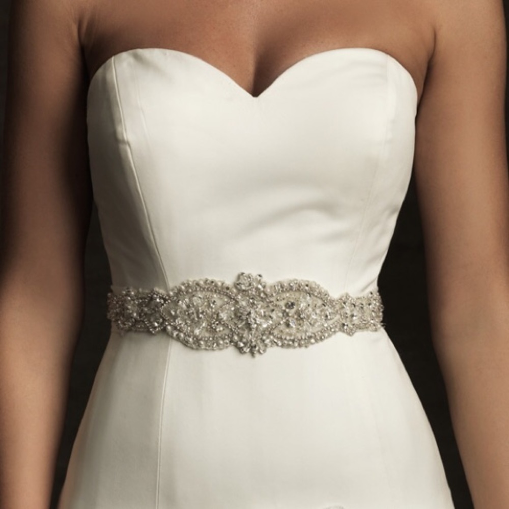 Allure Bridal dash S33