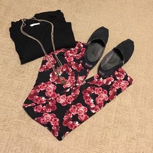 Lularoe Leggings TC (Fits sizes 12-24)