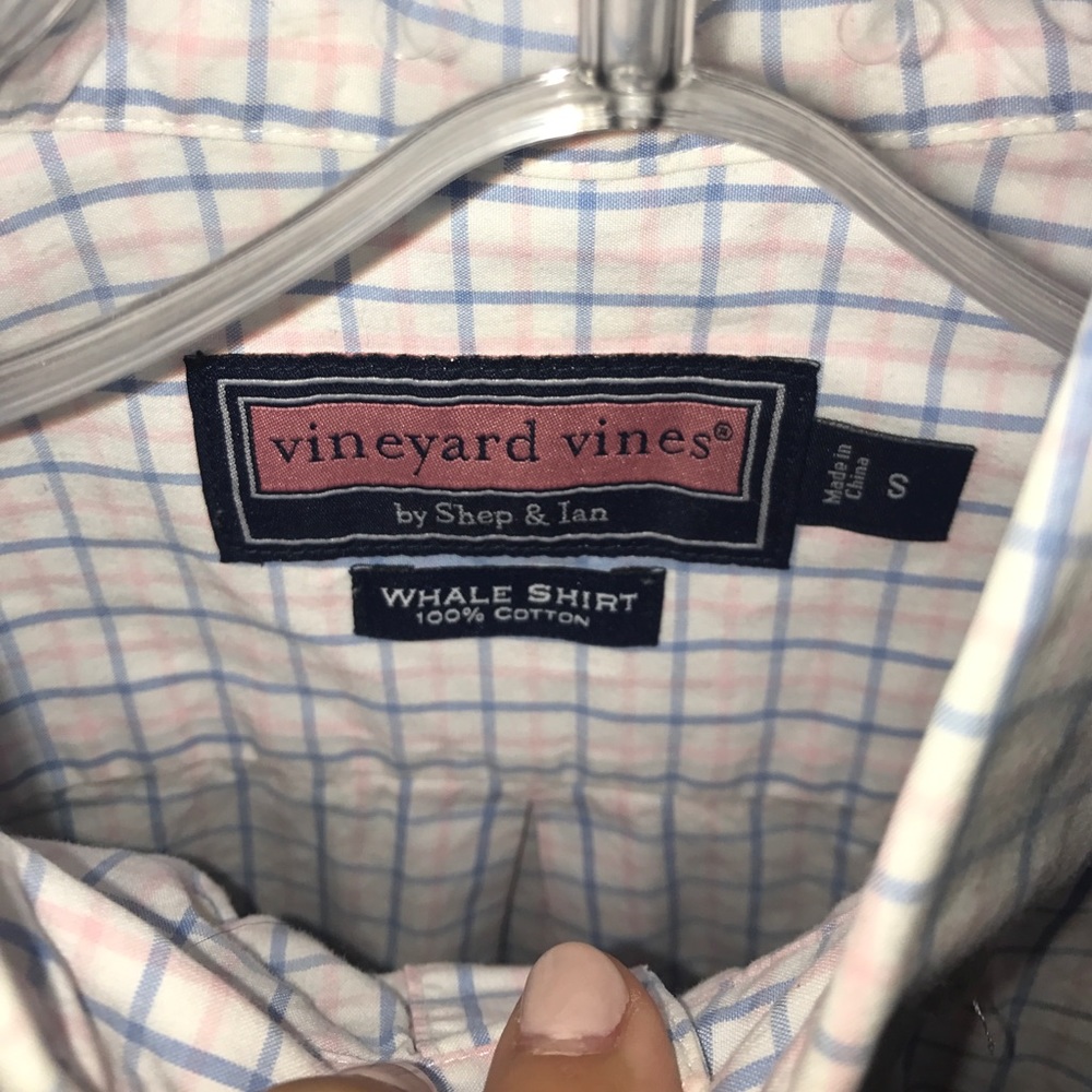 Button down - Picture 3 of 4