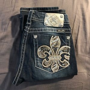 Miss Me Mid-Rise Boot Cut Size 29