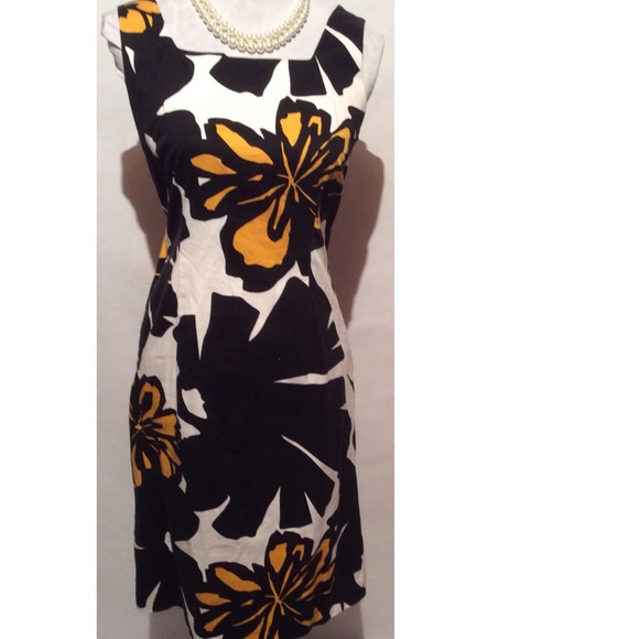 venus Dresses & Skirts - Black & Yellow Dress Size M