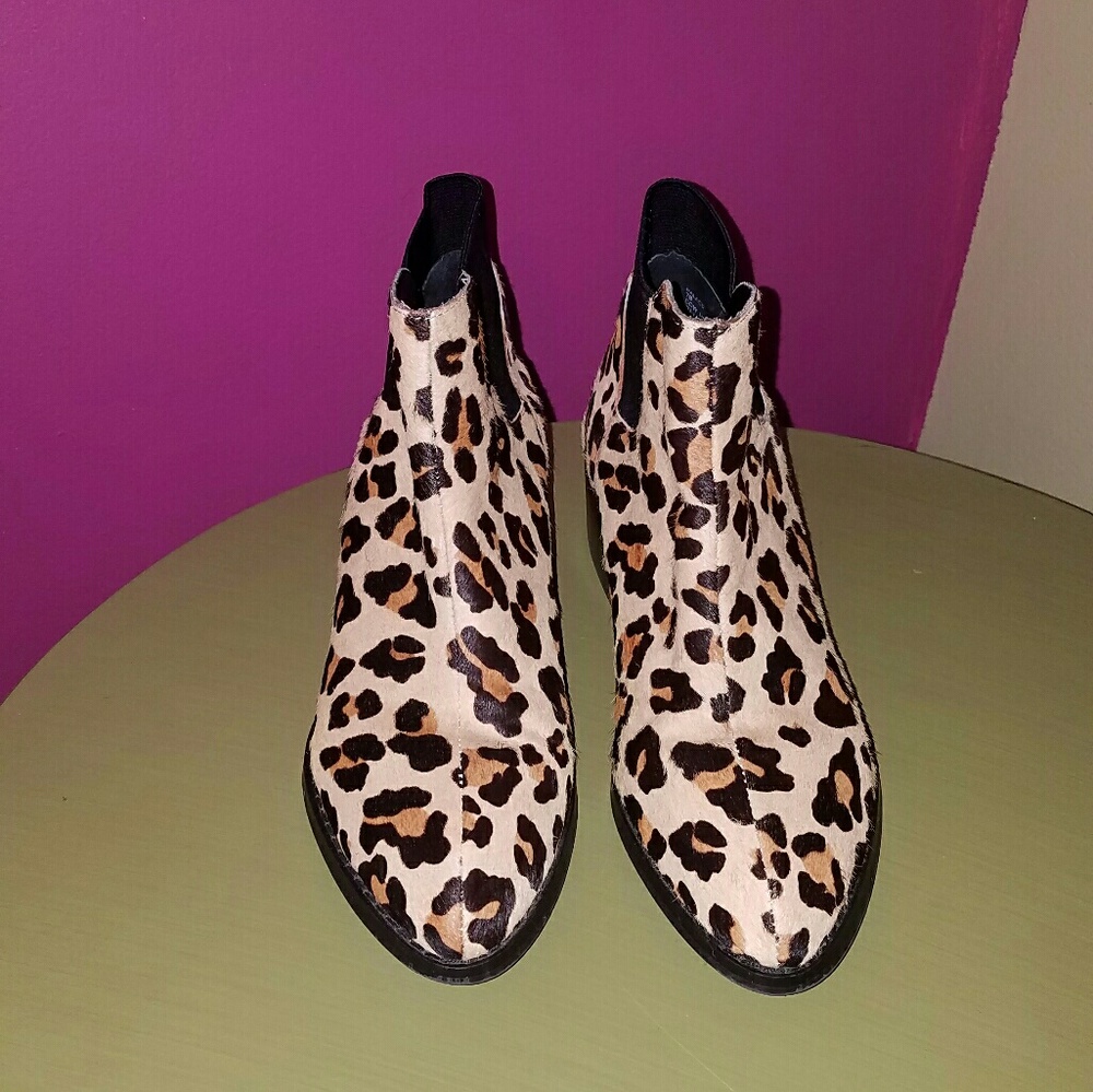 Steve Madden leopard booties