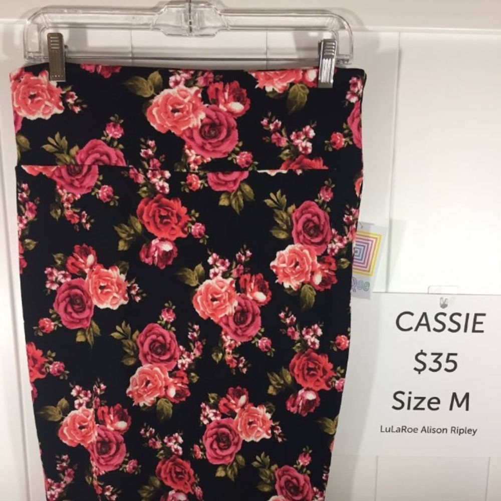 Lularoe Cassie Skirt Size Medium