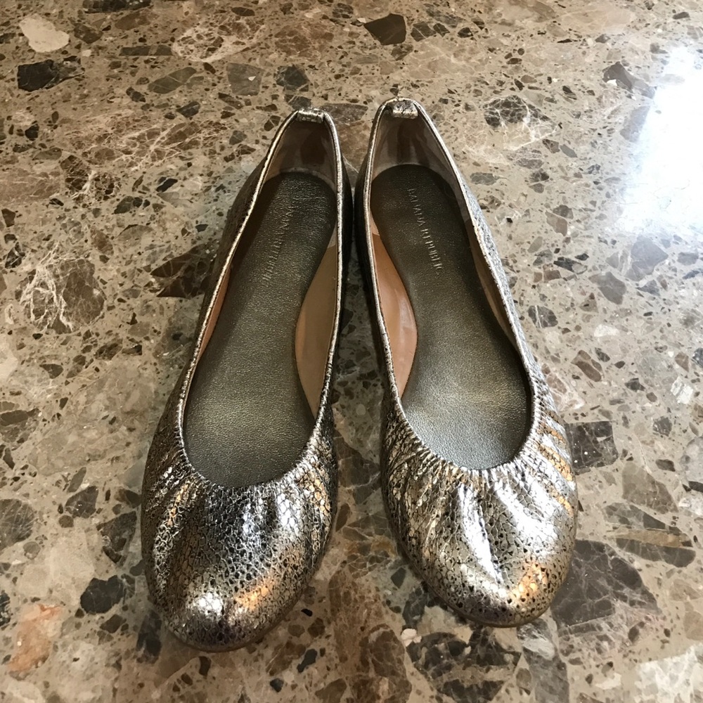 Banana Republic ballet flats