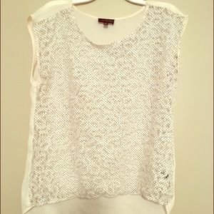 XS Limited Lacy/Crochet Top