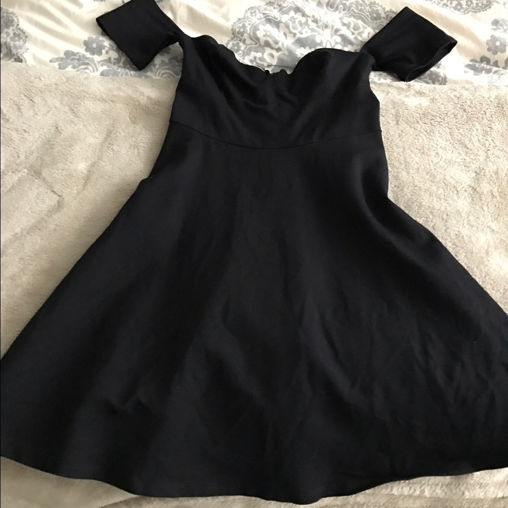 Cute black dress