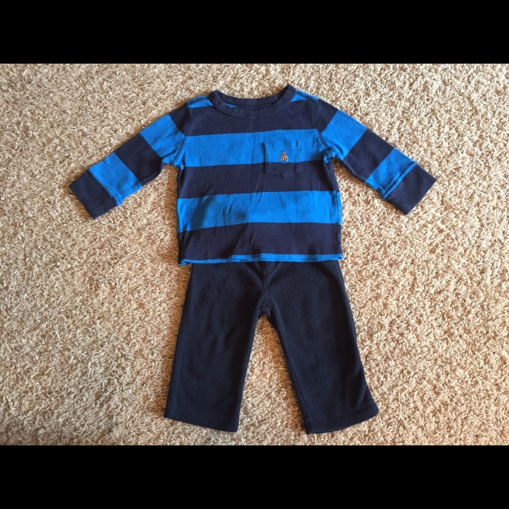 Gap Boys LS Shirt & Fleece Pants - 12-18 Month