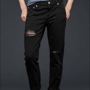 Gap 1969 girlfriend destroyed jeans. NEW!