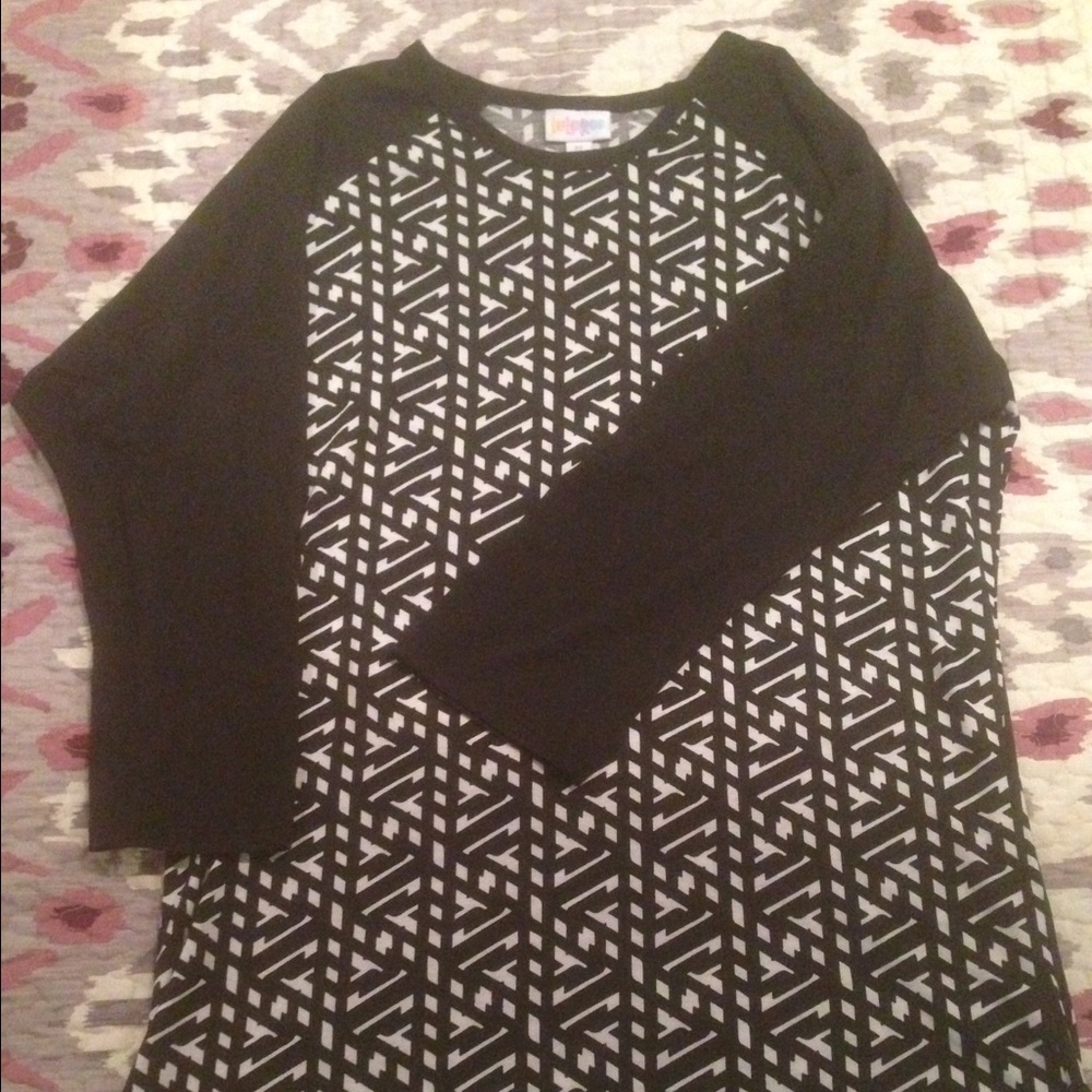 Lularoe Randy Shirt Size Medium