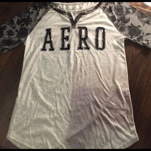 💜AEROPOSTALE GLITTER T SHIRT