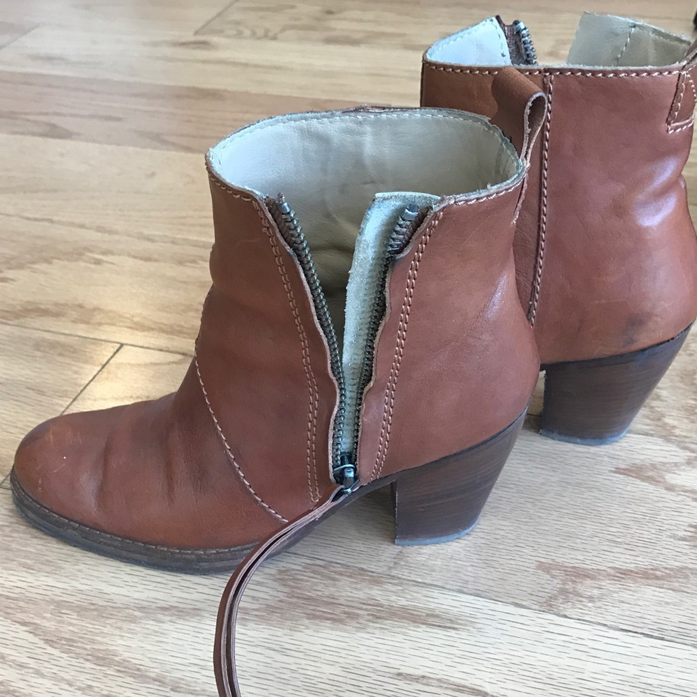 Acne pistol boot in natural - Picture 3 of 7