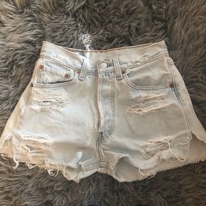 Levi shorts