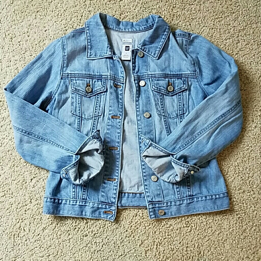 Best offer nx 24hr takes...Gap jeans jacket!