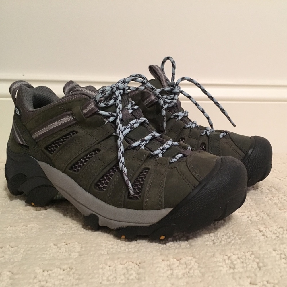 Keen Voyager Hiking Shoes