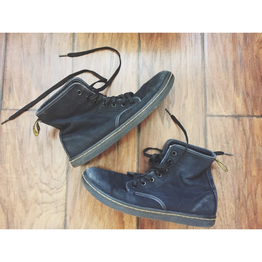Doc Martens // Canvas Black Boots