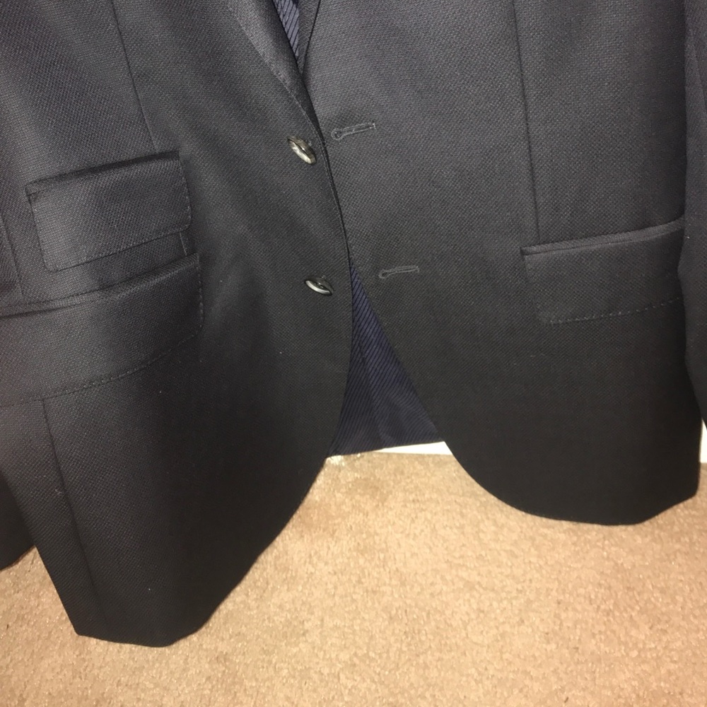 Black coat - Picture 2 of 4