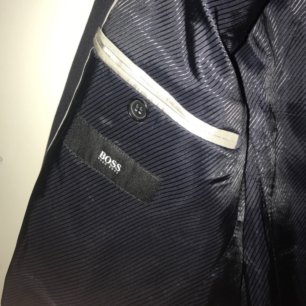 Black coat - Picture 4 of 4