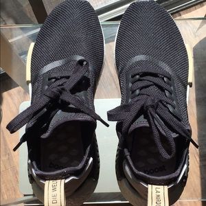 Women's Adidas NMD R1 Size 8