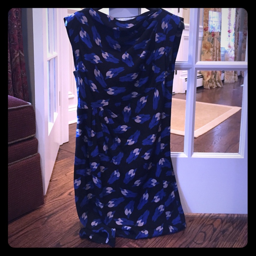 Diane Von Furstenberg short sleeve silk dress