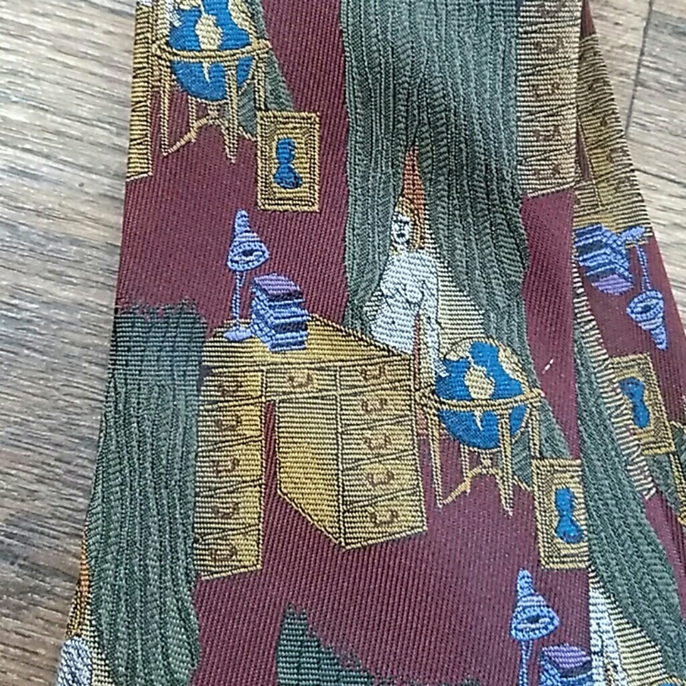Naked office lady tie