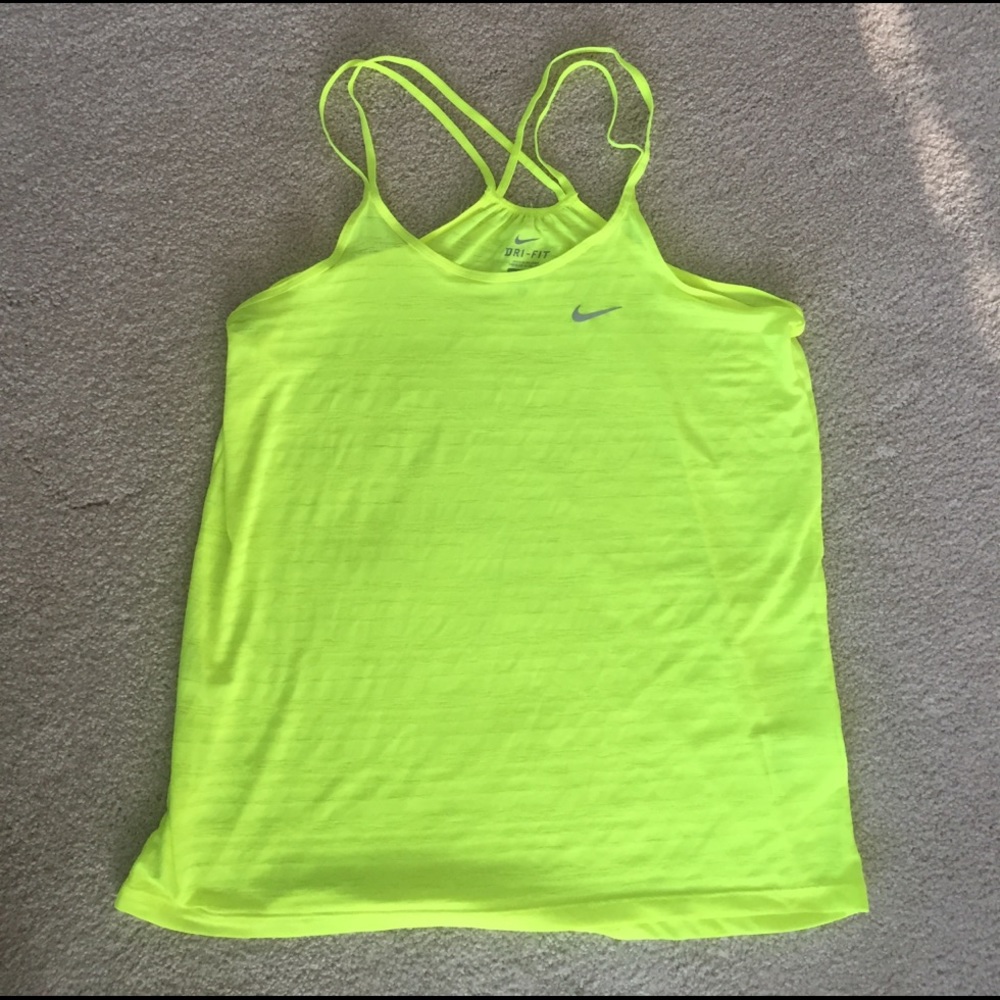 Nike tank. Loose fit.