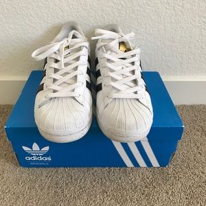 Adidas Superstar