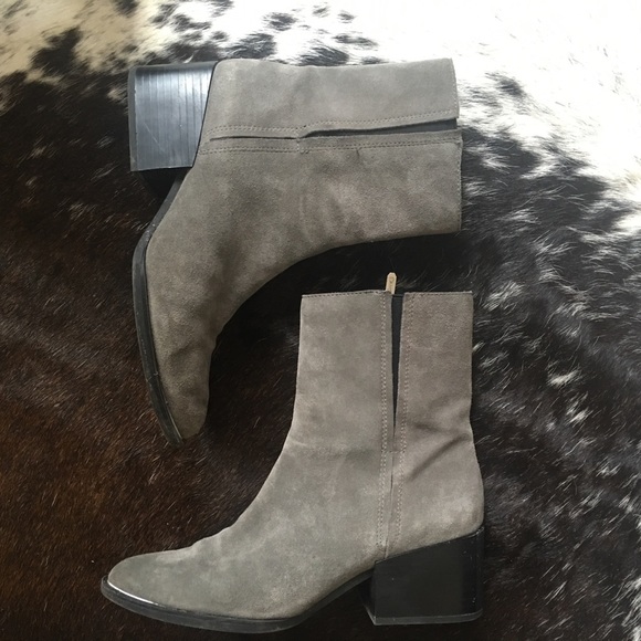 Circus by Sam Edelman pointed toe grey booties - Picture 2 of 4